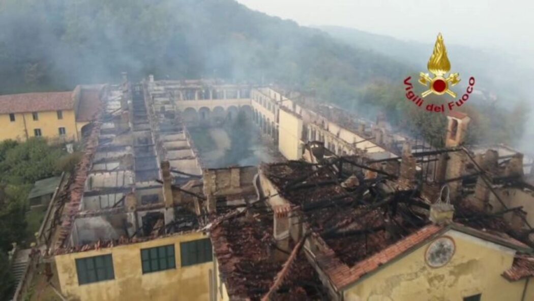 Le monastère de Bernaga, où saint Carlo Acutis avait fait sa première communion, ravagé par un incendie