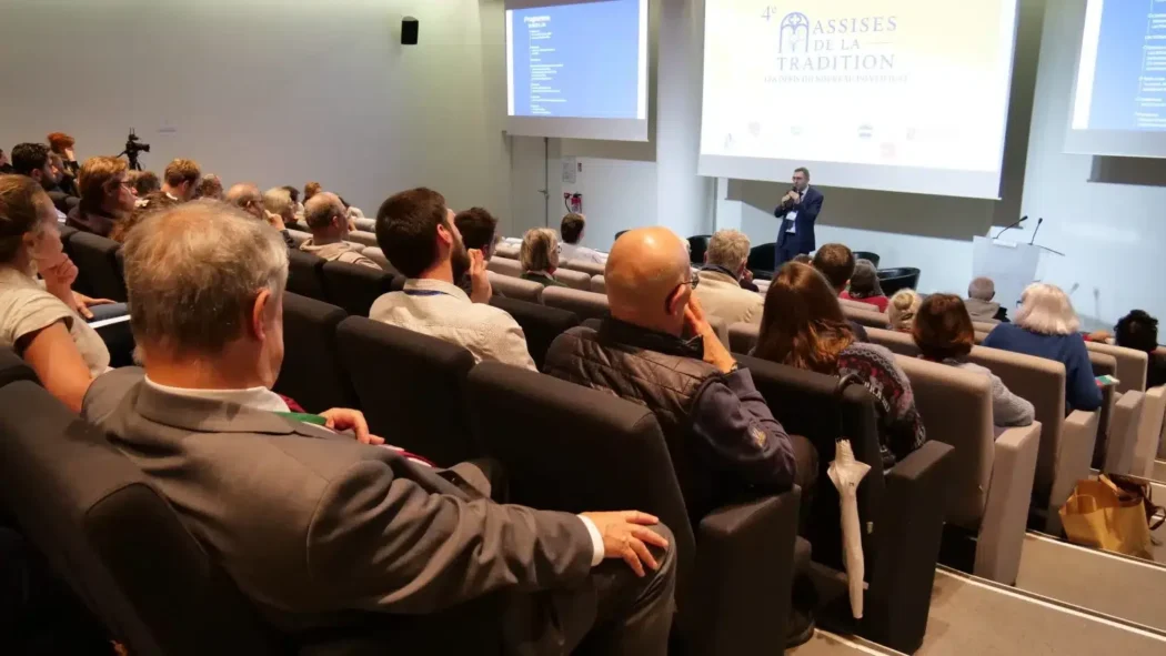 4e Assises de la Tradition : une belle journée d’amitié catholique