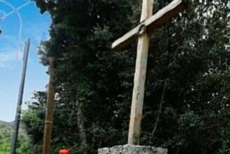 Corse : la justice exige la destruction d’un calvaire