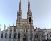 Ils se filment en criant « Allah Akbar » dans la cathédrale de Bordeaux