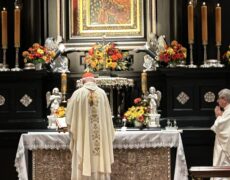 Mark Houck, militant pro-vie visé par une perquisition du FBI, remercie le cardinal Müller pour son soutien