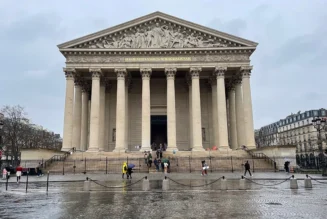 Un sacristain agressé devant l’église de La Madeleine à Paris
