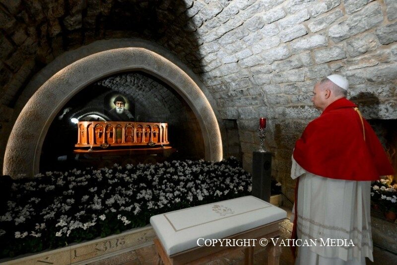 Saint Charbel enseigne des comportements à contre-courant