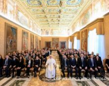 Le pape reçoit le groupe ECR du Parlement européen : “l’identité européenne ne peut être comprise et promue qu’en référence à ses racines judéo-chrétiennes”