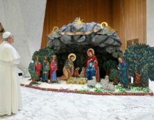 Le pape se réjouit de la crèche pro-vie qui « représente une vie préservée de l’avortement »