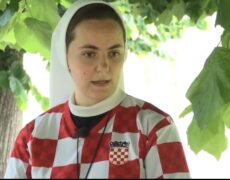 Une célèbre religieuse croate poignardée