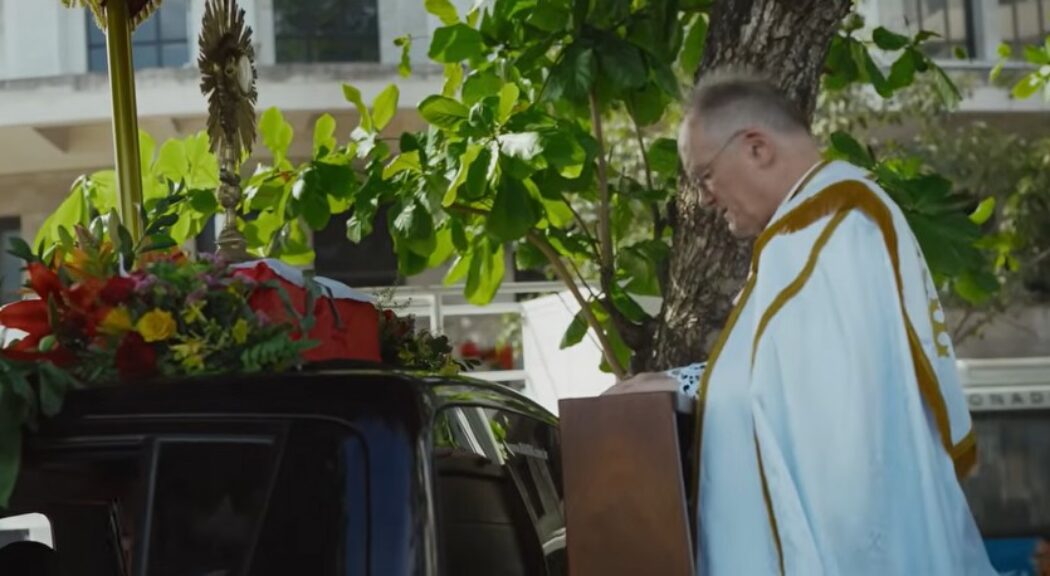 Le Christ est Roi ! Documentaire-entretien avec Mgr Bernard Fellay