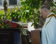 Le Christ est Roi ! Documentaire-entretien avec Mgr Bernard Fellay