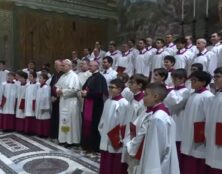 Léon XIV assiste au concert de Noël à la chapelle Sixtine