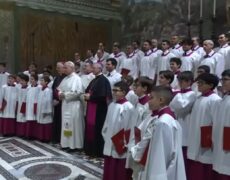 Léon XIV assiste au concert de Noël à la chapelle Sixtine