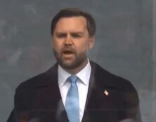 “La barbarie se caractérise par le fait que nous traitons les bébés comme des nuisances à éliminer plutôt que comme des bénédictions à chérir”