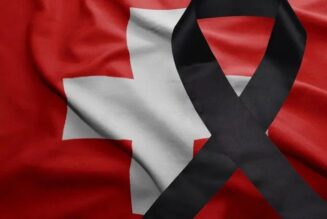 “Il a tenu sa croix dans sa main et le feu l’a esquivé”