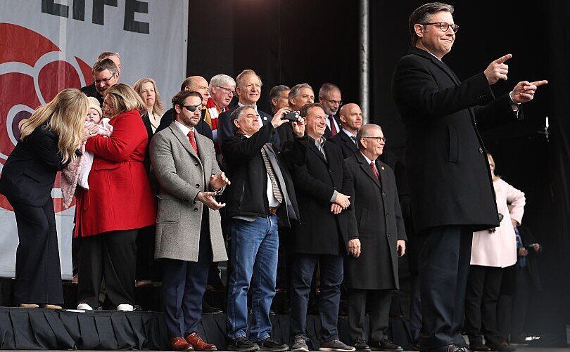 « Le gouvernement américain ne devrait subventionner aucune industrie qui tire profit de l’élimination de vies humaines ».