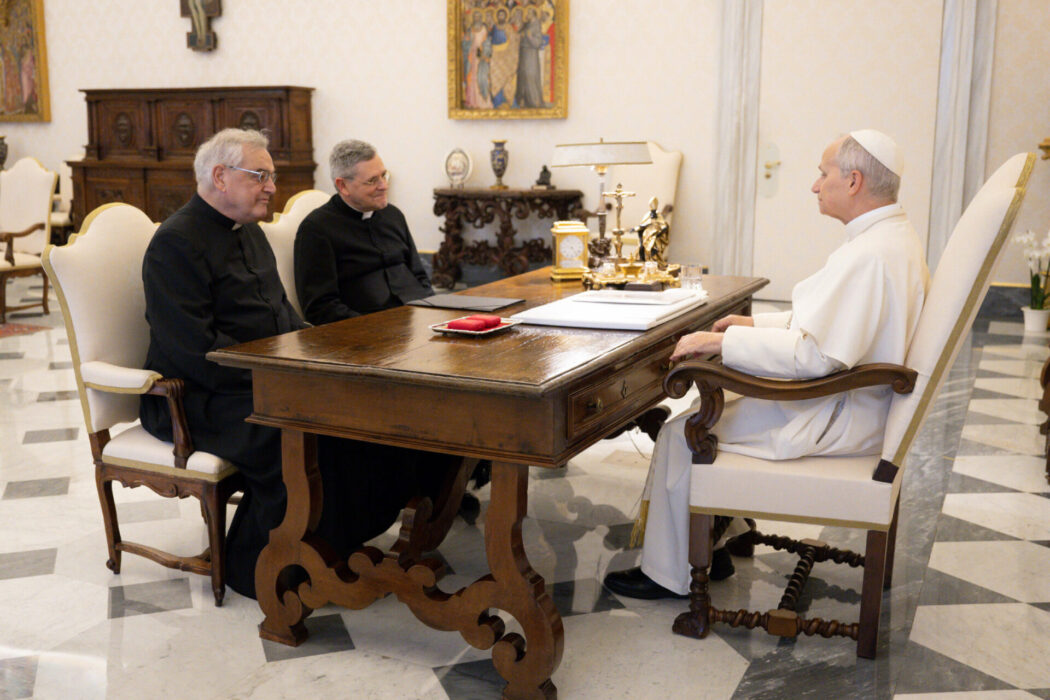Le pape a rencontré le supérieur de la Fraternité Saint-Pierre