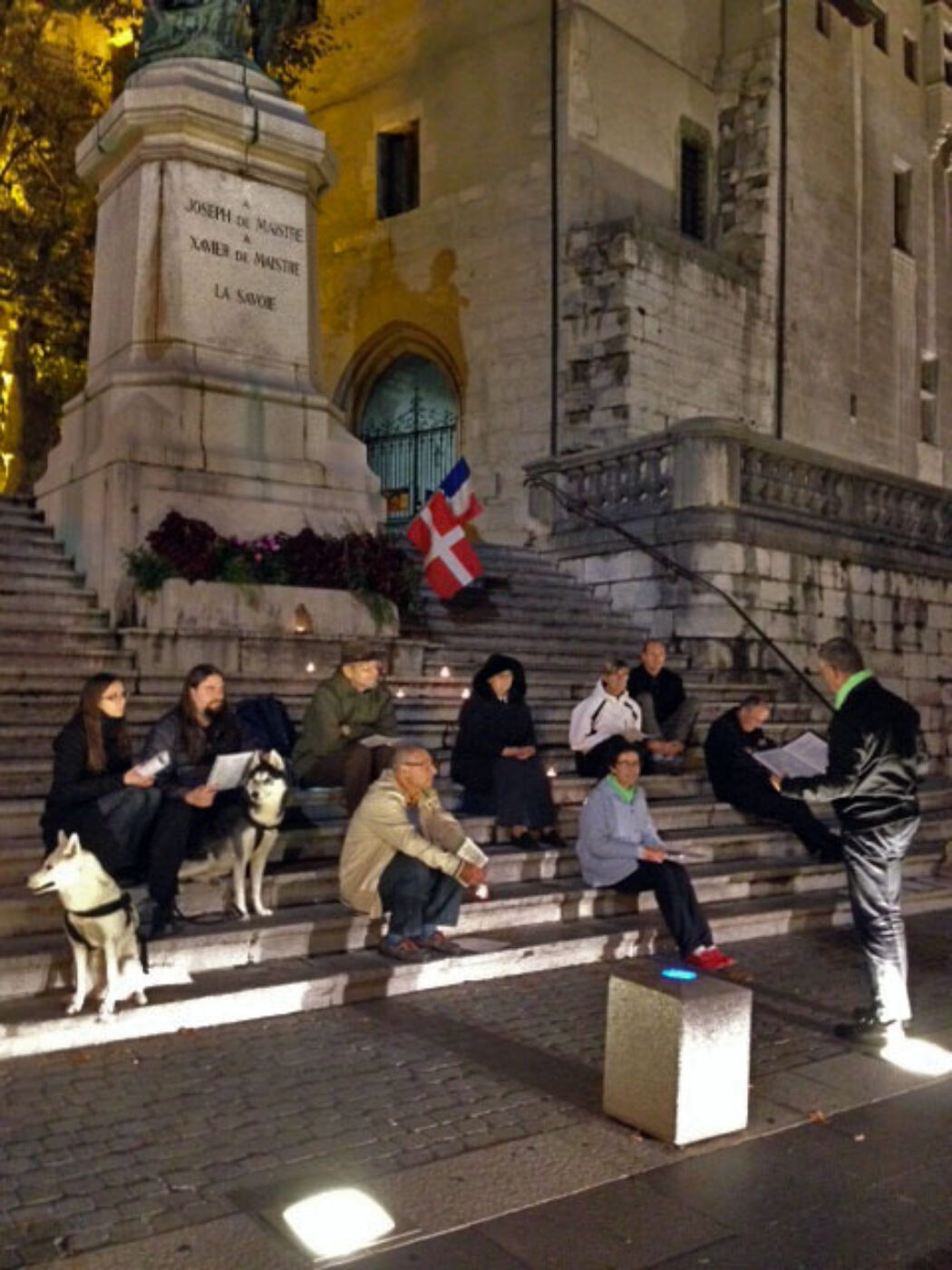 ❗NON à l’euthanasie : Rendez-vous ce mardi à 20h en bas des marches du Château de Chambéry