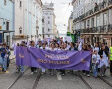 Première Marche pour la vie à Lisbonne