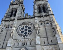 Bâtisseur de cathédrale et pèlerin de chrétienté !