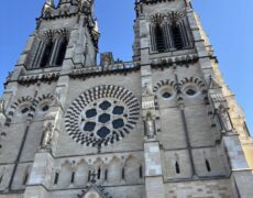 Bâtisseur de cathédrale et pèlerin de chrétienté !