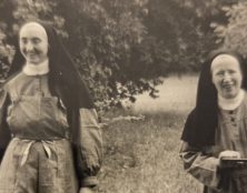 Les Sentinelles de l’Invisible : ce que la clôture des Clarisses dit au monde