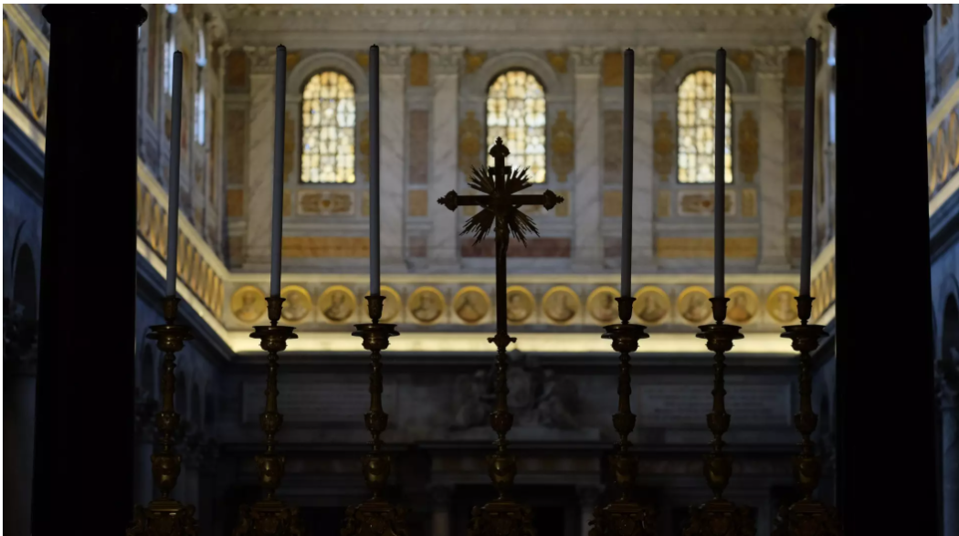 L’ecclésiologie en trompe-l’œil de la Fraternité Saint-Pierre par l’abbé Gleize de la FSSPX