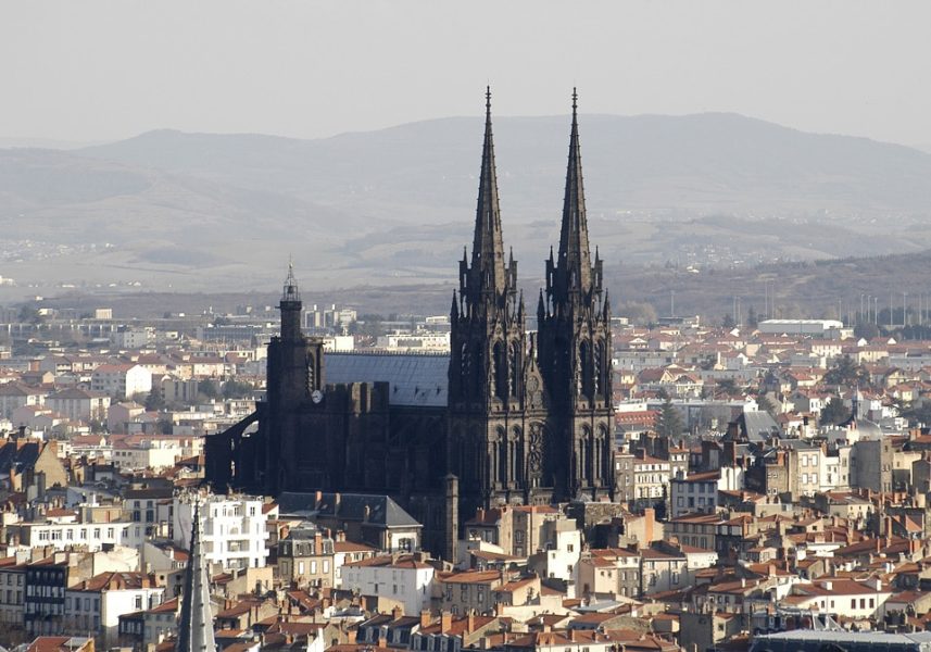 La cathédrale Notre-Dame-de-l’Assomption à Clermont-Ferrand prend l’eau