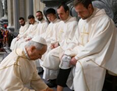 “Se laisser servir par le Seigneur est donc une condition pour servir comme Il l’a fait, Lui”