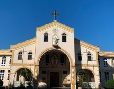 Birmanie : La cathédrale de Loikaw rouvre ses portes pour Pâques