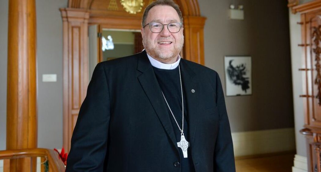 Canada : sortir dans les rues pour la Fête-Dieu avec le Saint-Sacrement, une sorte de désobéissance civile !