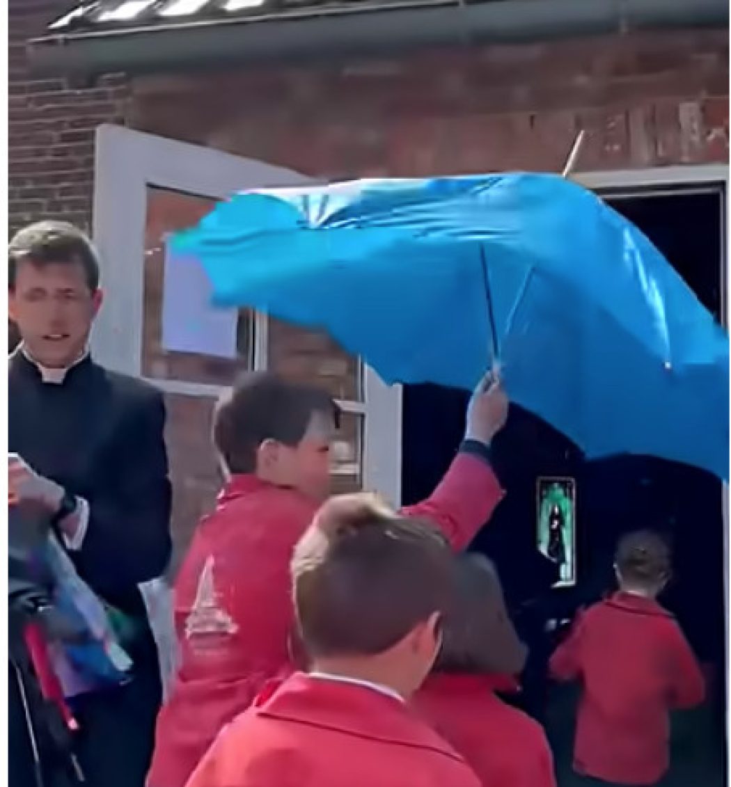 Aidez vos prêtres à sauver leur chapelle !