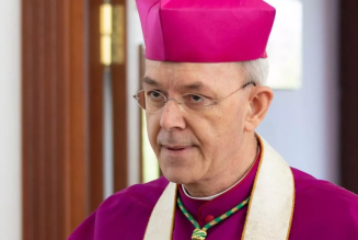 Mgr Schneider : « L’aspect juridique est secondaire en raison de l’état d’urgence dans l’Église »