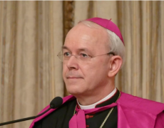 Les déclarations intenables de Mgr Schneider concernant la FSSPX