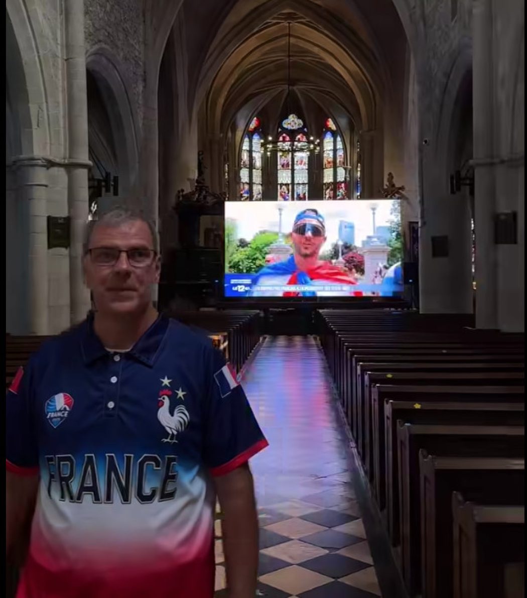 Nouvelle religion dans l’église