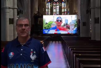 Nouvelle religion dans l’église