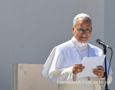 La ferme condamnation des passeurs d’immigrés par le pape