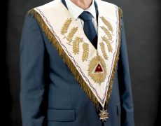 L’église de la République a réélu son grand-maître
