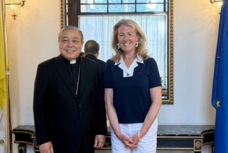 Le Vatican soutient la demande d’un coordinateur européen contre la haine anti-chrétienne