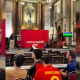 L’église San Antón, à Madrid, est transformée en salle de télévision pour suivre la Coupe du monde.