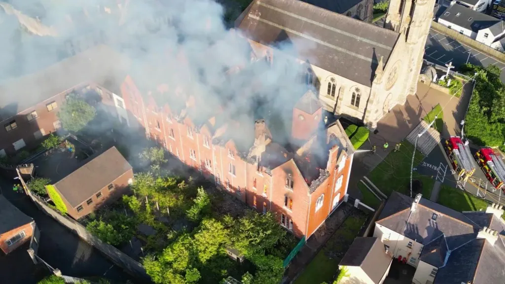 Irlande : incendie criminel d’un ancien couvent à côté de l’église Saint-Patrick