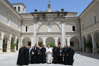 Visite surprise du pape à l’abbaye du Mont Cassin