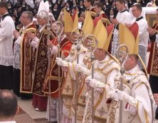 “Je serai fidèle et obéissant… à notre Saint-Père le pape N., et à ses successeurs”
