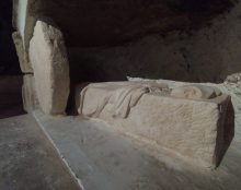 À la Sainte-Baume, le tombeau vide du Christ désormais sculpté au cœur de la grotte