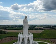 Pologne : une statue de 55m de haut sera bénie à l’Assomption