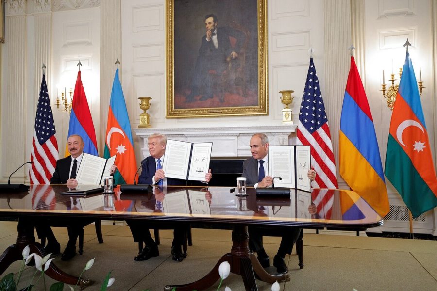 L&rsquo;Arménie entre les Etats-Unis et la Russie