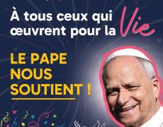 Le pape vient aussi encourager tous ceux qui oeuvrent au service de la vie