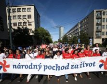 Message du pape lu à la Marche pour la vie en Slovaquie