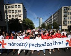 Message du pape lu à la Marche pour la vie en Slovaquie