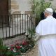 Le pape Léon XIV a visité le site du massacre des prêtres au monastère des Carmes pendant la Révolution