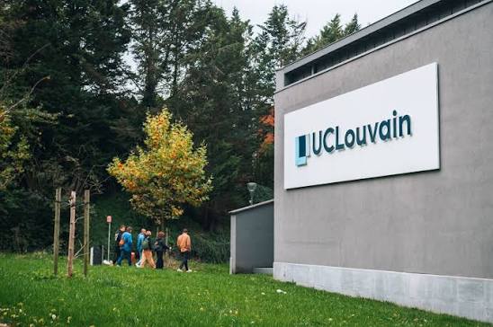 Un homme a récité un passage du Coran lors d&rsquo;une messe à l&rsquo;université de Louvain, en Belgique