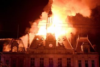 Ce « Puy du Fou » de gauche est époustouflant