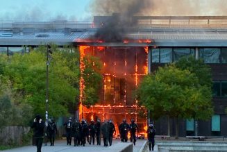 Les blocages des lycées peuvent constituer l’étincelle d’un mouvement massif et violent manipulé par LFI